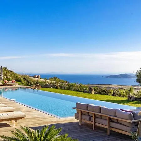Overlooking Bay Incredible - What'app - 0034-656-619-782 - For Reservations! Порто-Веккьо